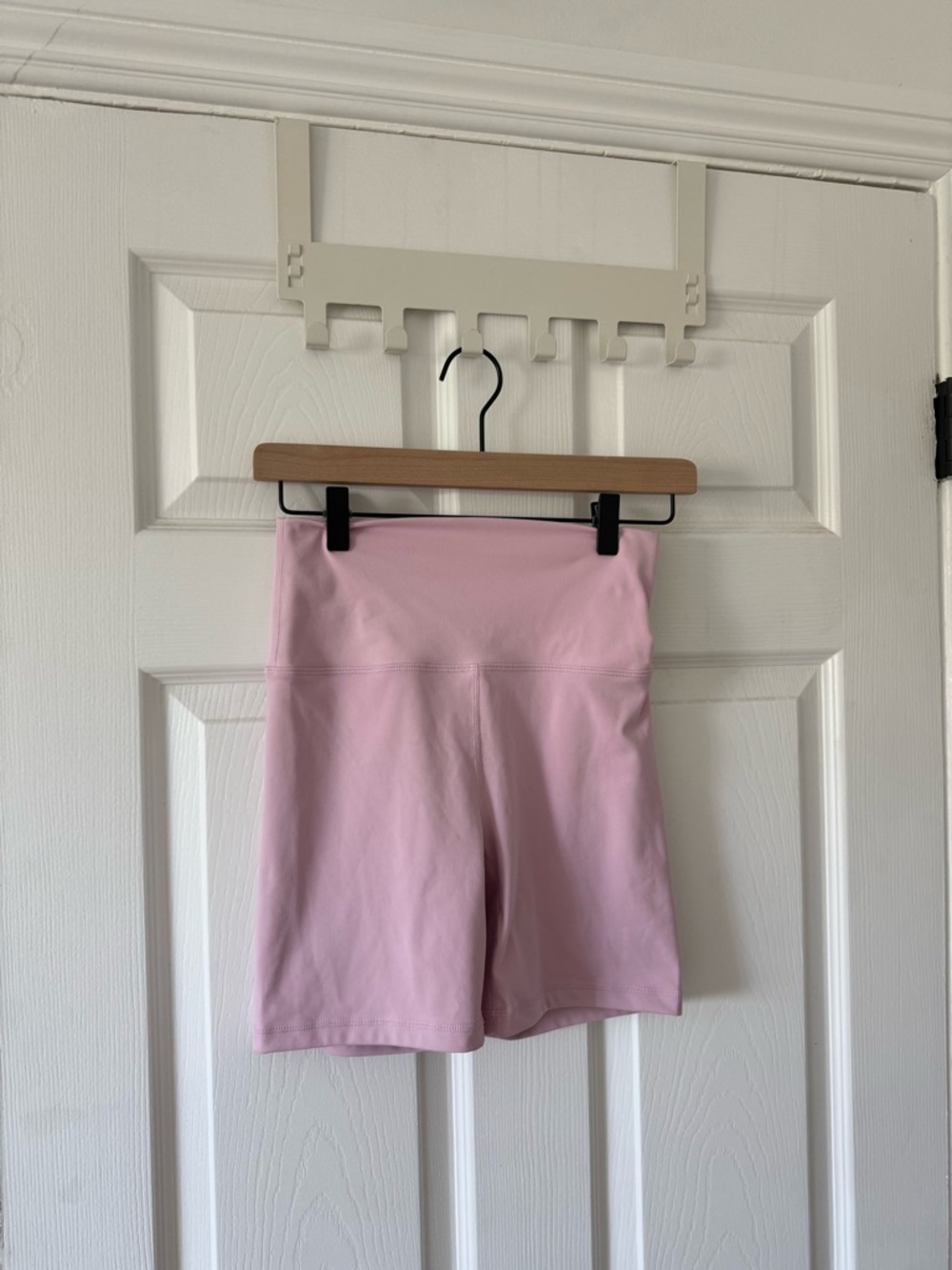 set active luxform light pink biker shorts